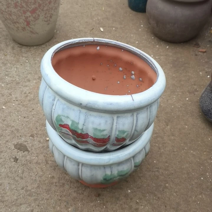 红陶口18高16瑕疵口裂