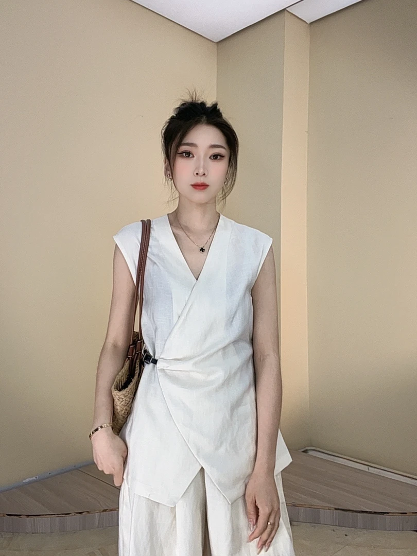 （吕大小姐）2025夏季亚麻新款气质设计感腰带上衣宽松裤子套装