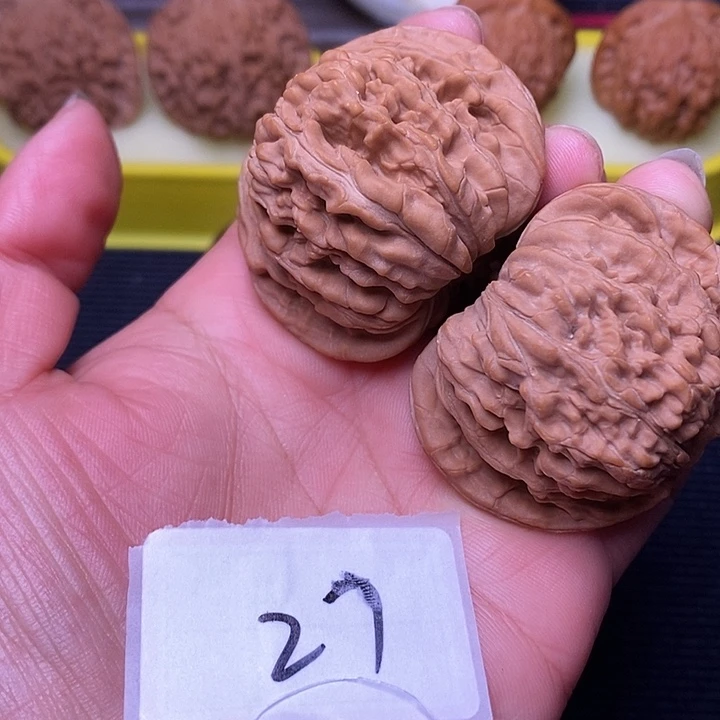 核桃手把件47四座楼158