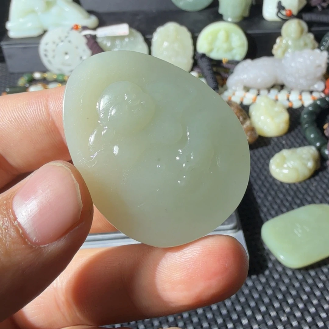 和田玉未镶嵌颈饰