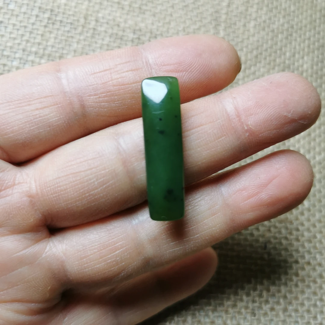 天然和田玉碧玉无事牌经典款式饰品尺寸30.3-8.2-5.2mm重3.3克