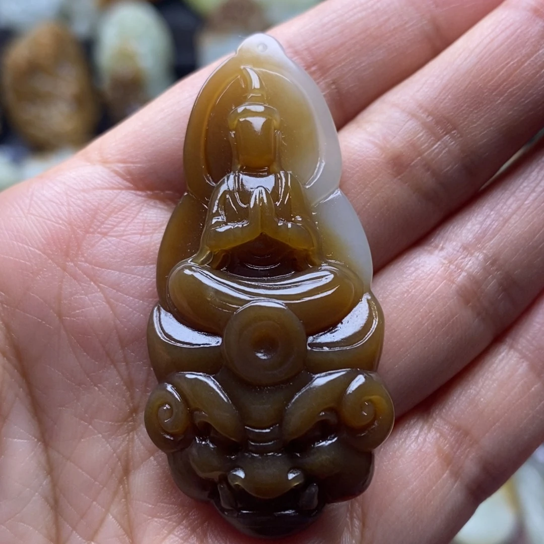 吊坠(不含链)未镶嵌和田玉（糖玉）