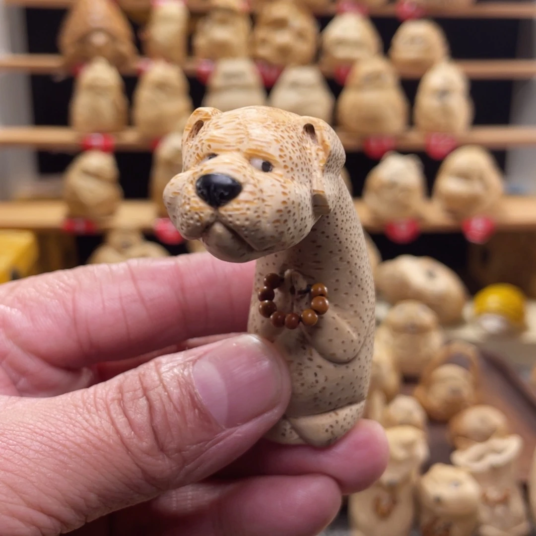竹竹根雕细狗手把件