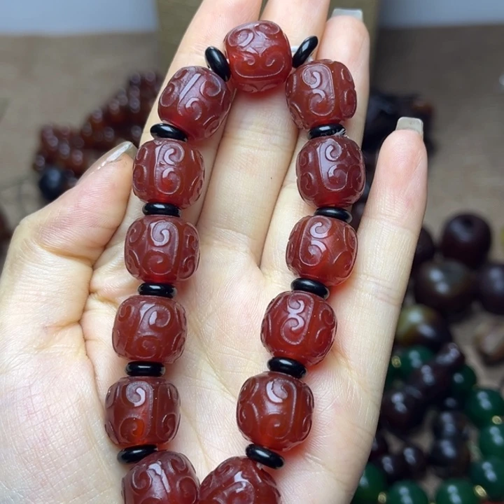 玛瑙/玉髓未镶嵌玛瑙珠子1111