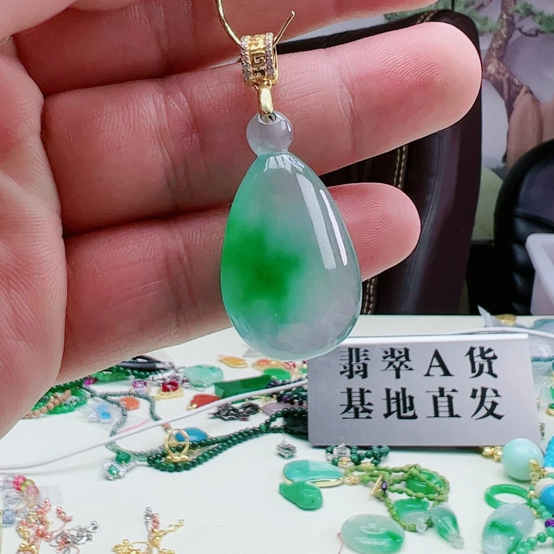 翡翠吊坠(赠链)银S925镶嵌