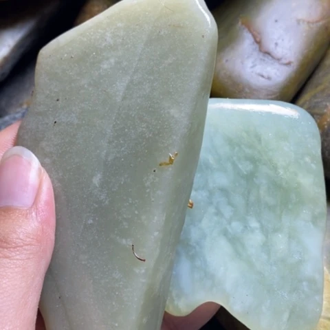 未镶嵌和田玉（糖玉）挂件