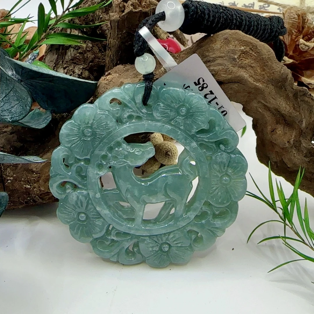 天然A货翡翠一鹿有你（多样性发一）QWB39378K