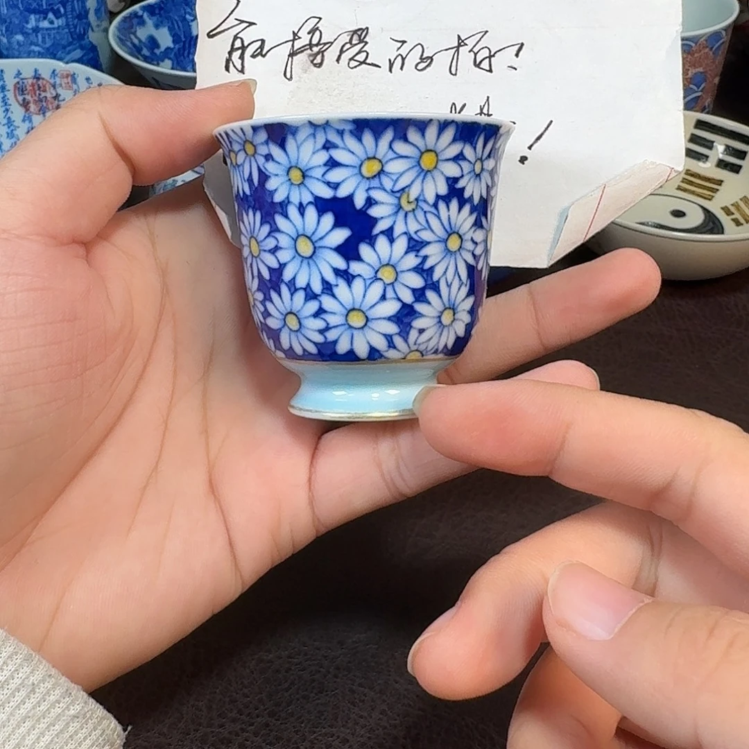 现代景德镇陶瓷杯