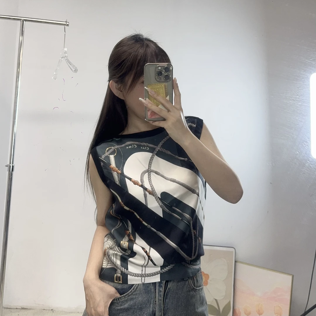 99新 Hermes/爱马仕 Hermes 无袖 上衣 99新 34码  A6513