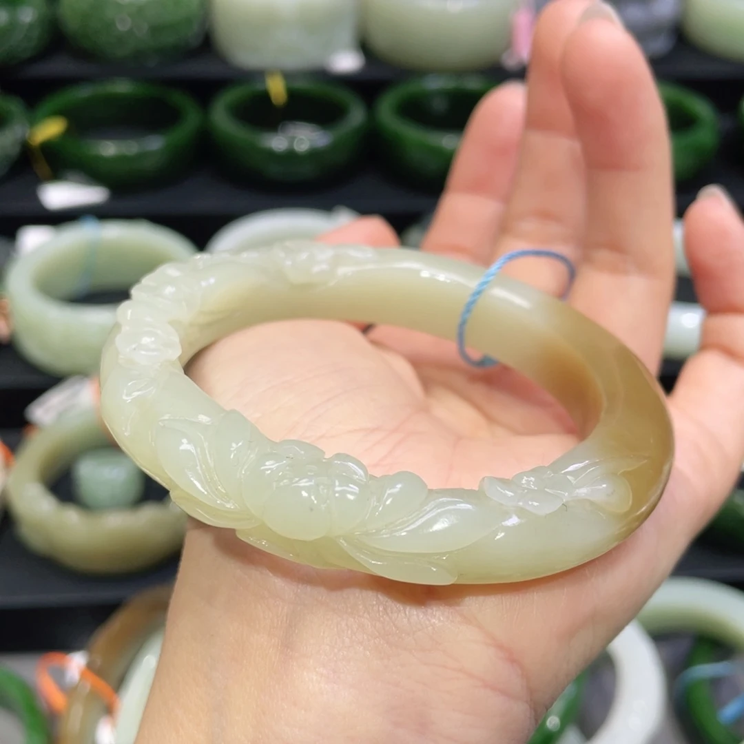 未镶嵌手镯和田玉48