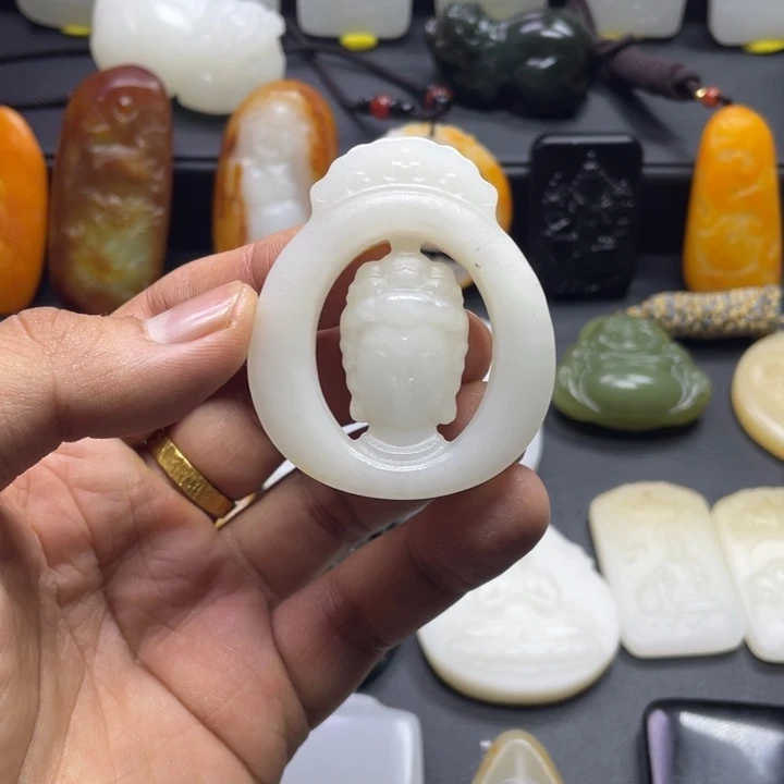 未镶嵌和田玉挂件