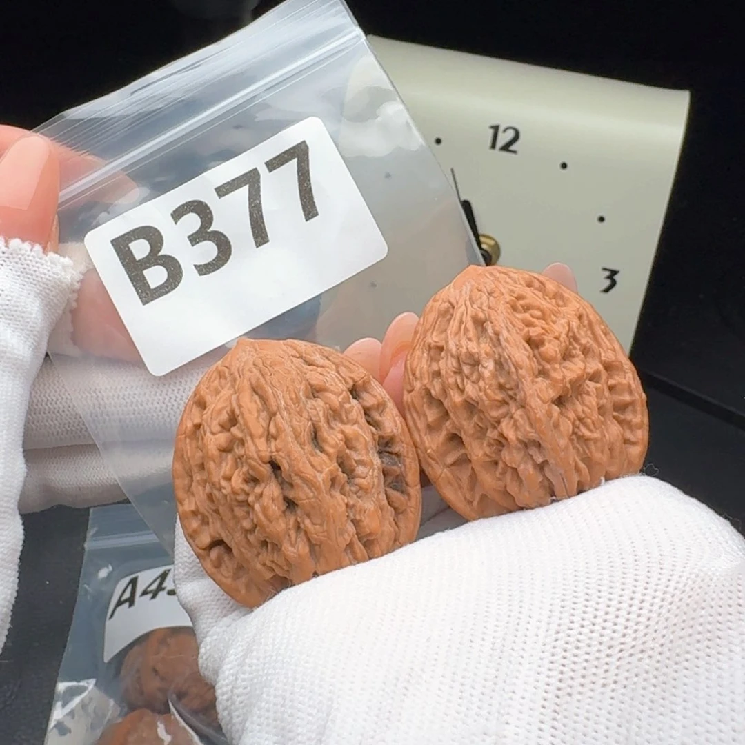 把件文玩核桃40虎头B377