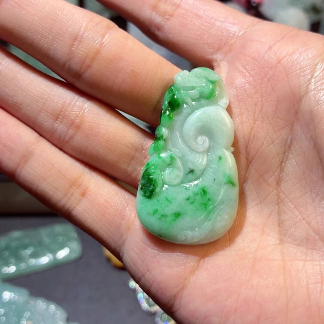 翡翠未镶嵌吊坠(不含链)