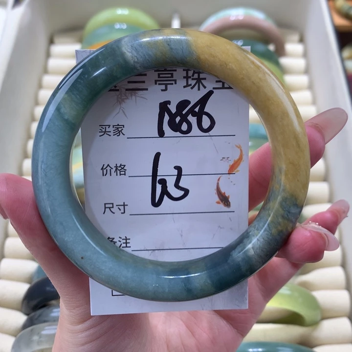 未镶嵌蛇纹石玉手镯醉*