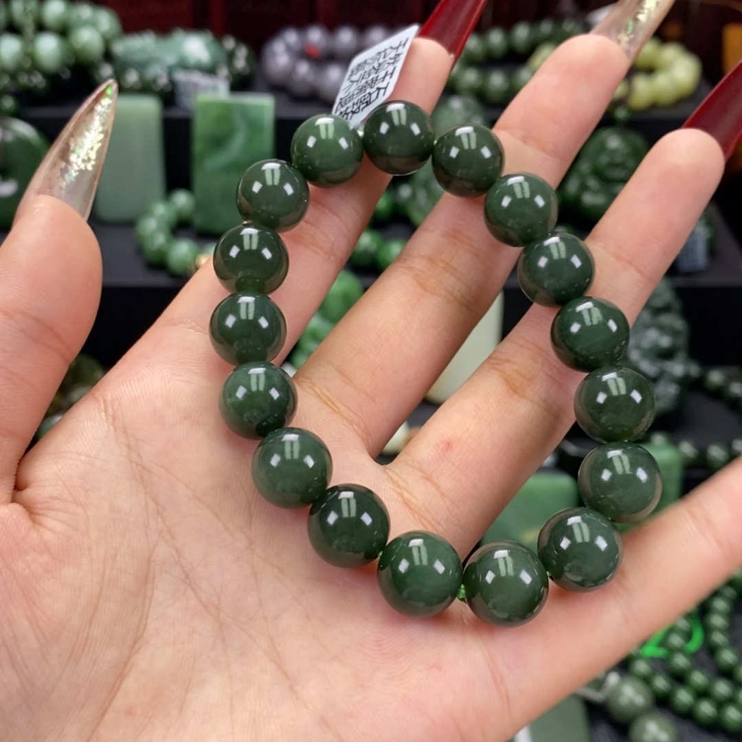 和田玉未镶嵌珠宝奇石