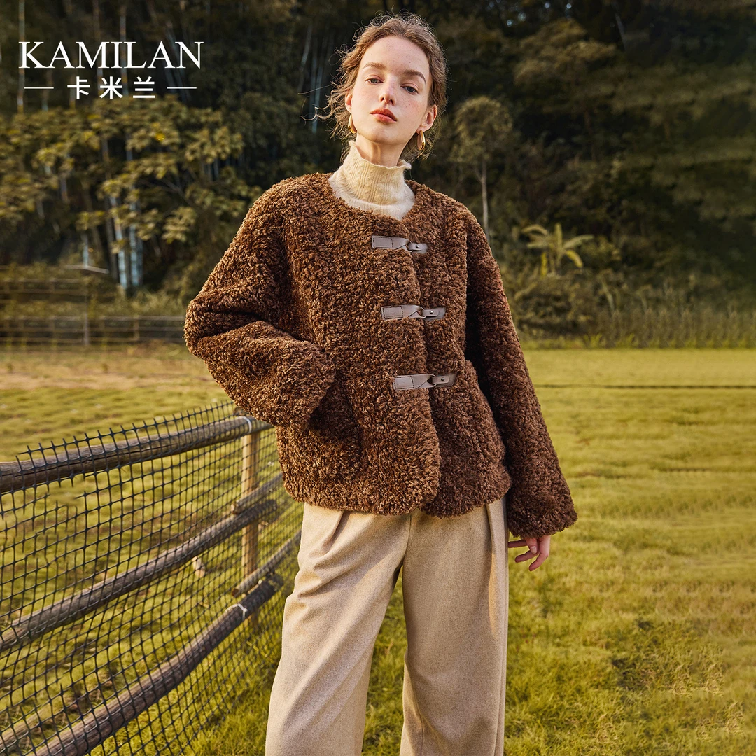 卡米兰短款仿皮毛一体环保皮草女2025年冬季新款时尚保暖毛绒外套