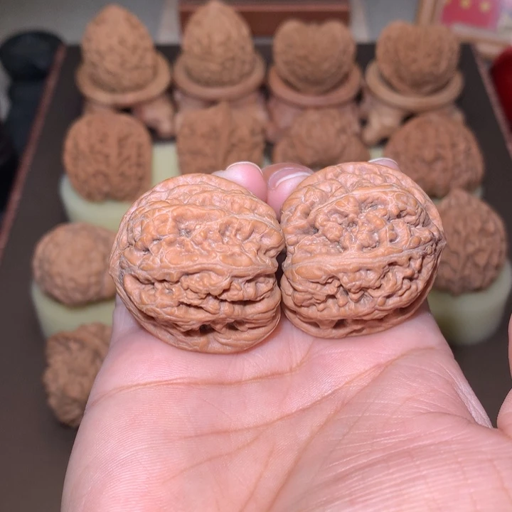 核桃文玩核桃把件小粗筋