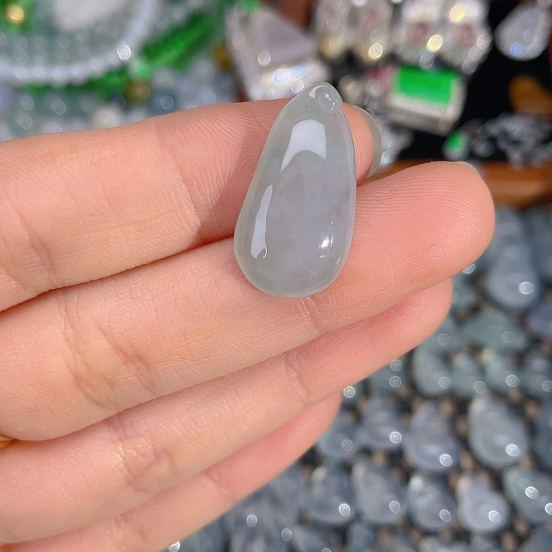 翡翠未镶嵌项圈天然缅甸A货翡翠