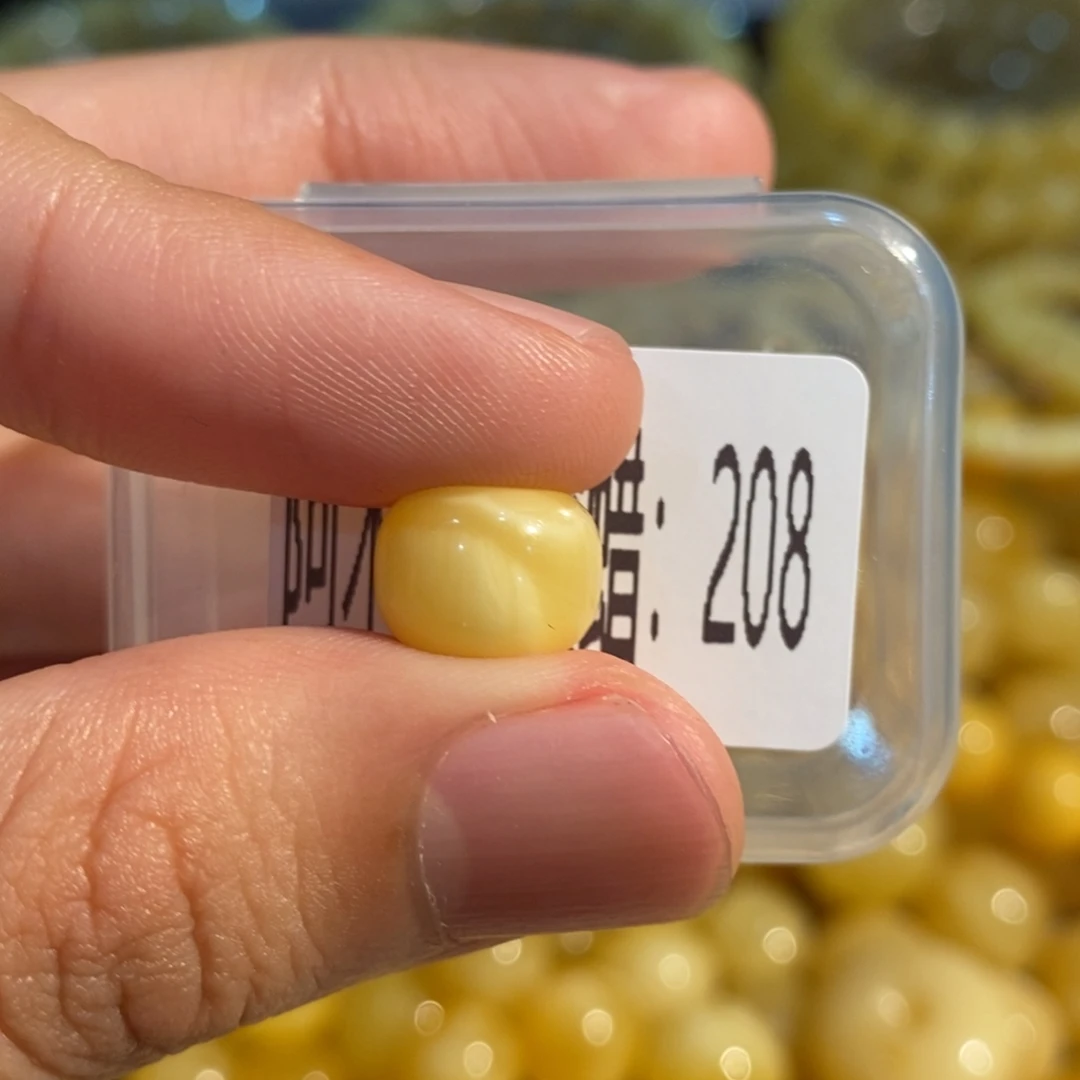 琥珀未镶嵌珠宝奇石208