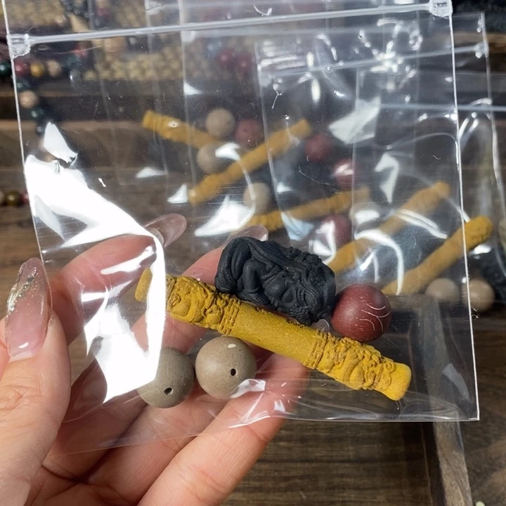 泥塑合香珠小配饰6个