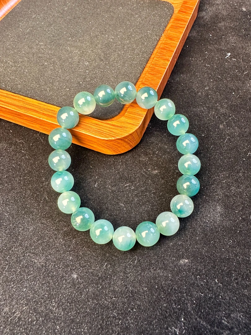 百搭兰绿飘花10m玉手串-053多样性发一个