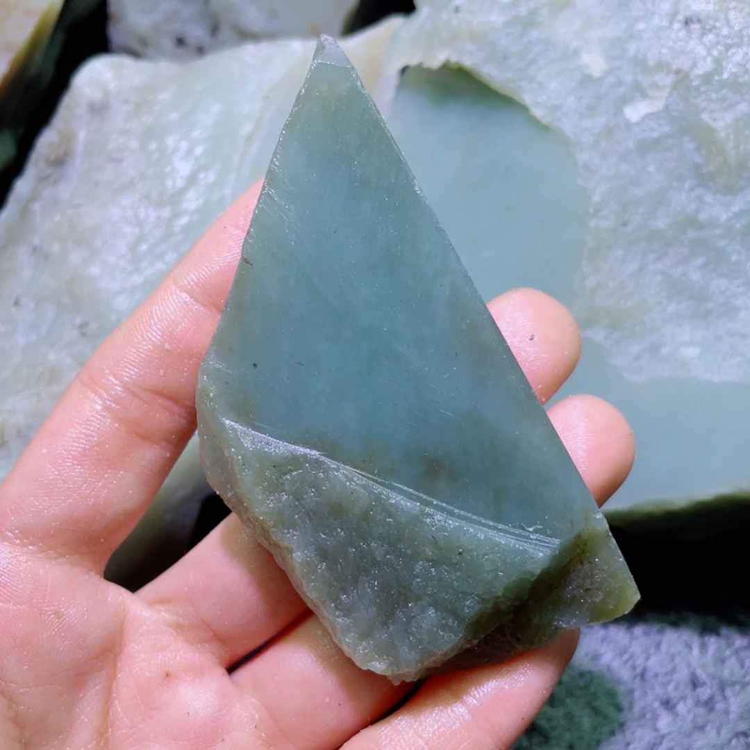 和田玉未镶嵌珠宝半成品