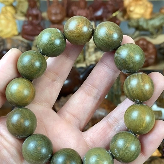 花梨木类绿檀木1.8手串好