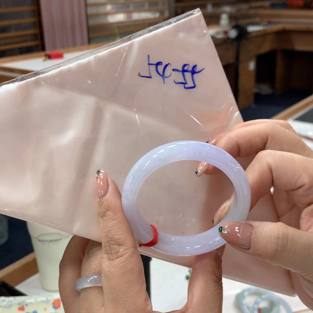 未镶嵌手镯翡翠48小时鉴赏