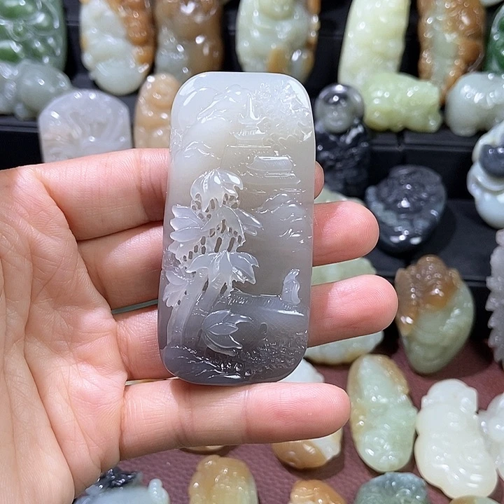 颈饰未镶嵌和田玉