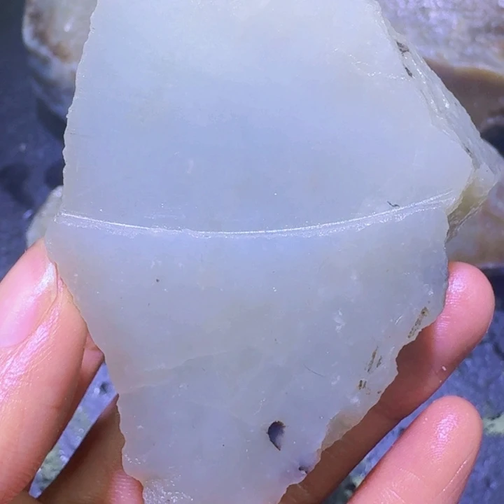 和田玉未镶嵌珠宝半成品