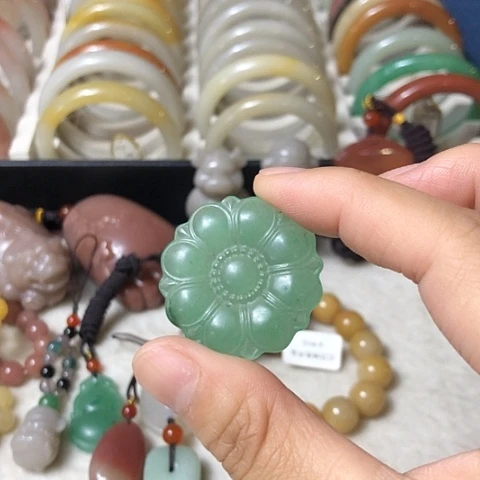 石英质玉未镶嵌手链