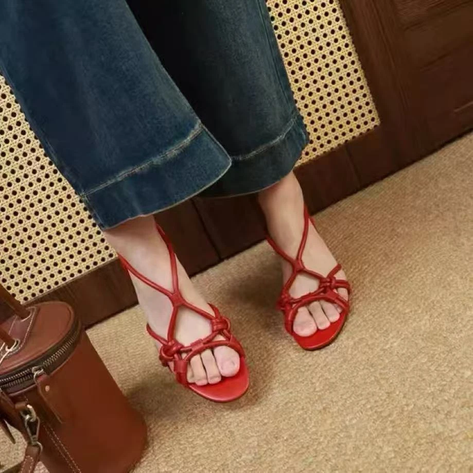 C6968 红色  新款夏季2025新款真皮露趾编织低跟交叉带女凉鞋