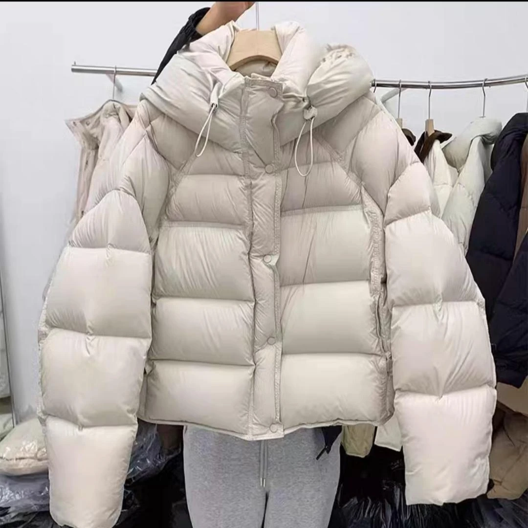 A高级感超好看泡芙棉服冬季2025新款爆款短款连帽面包云朵宽松棉