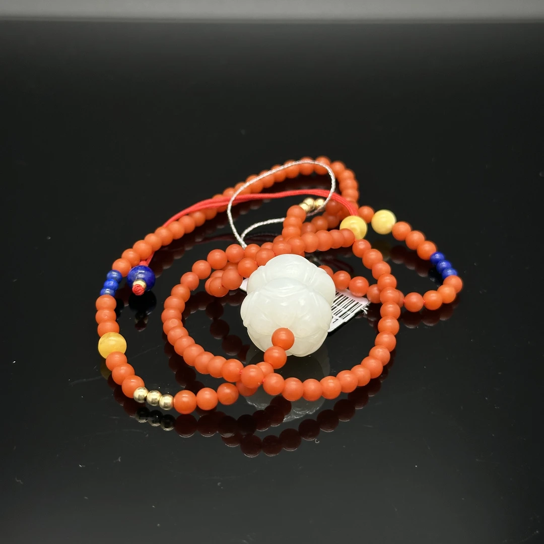 DS123和田玉并蒂莲锁骨链