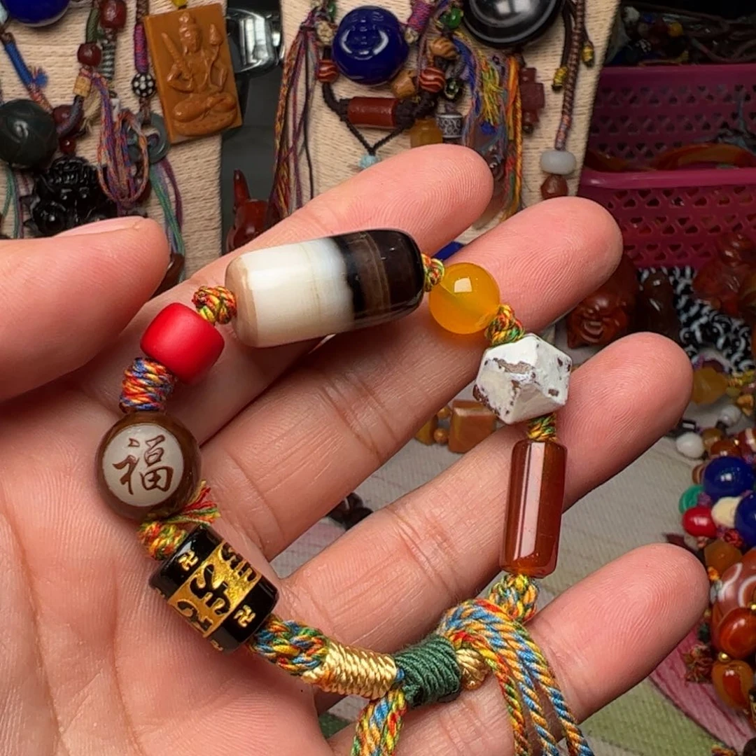 玛瑙/玉髓颈饰未镶嵌