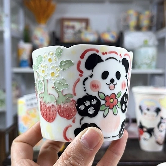 手绘高温釉下彩陶瓷