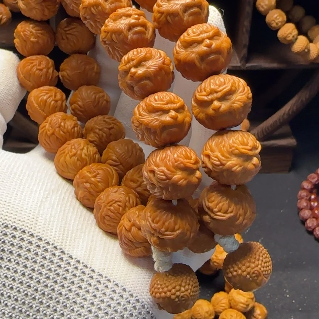 A****吊坠猴头核桃猴头