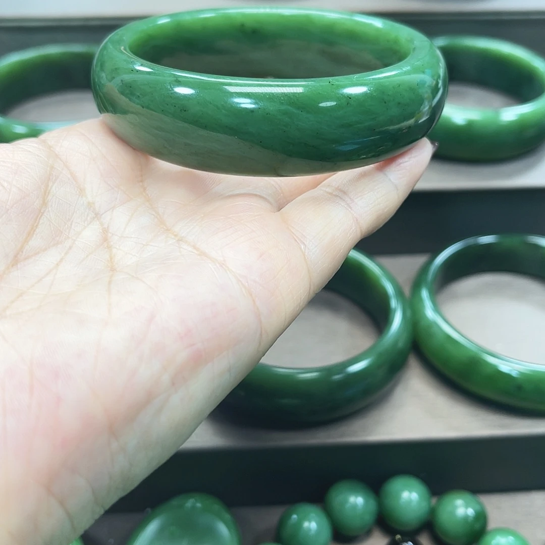 和田玉（碧玉）未镶嵌手镯61.0