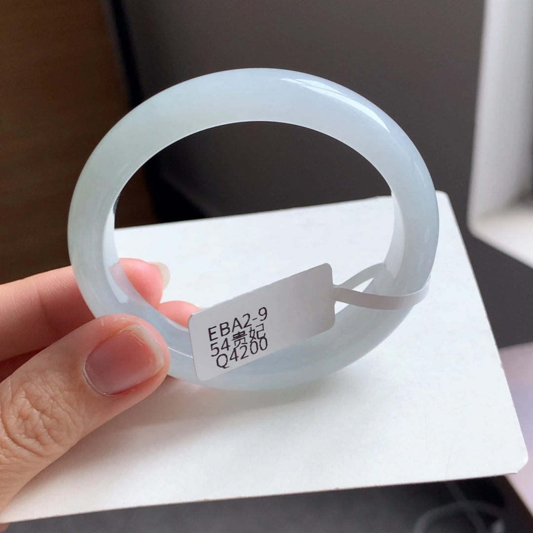 翡翠手镯（贵妃镯）未镶嵌冰纯贵妃6号