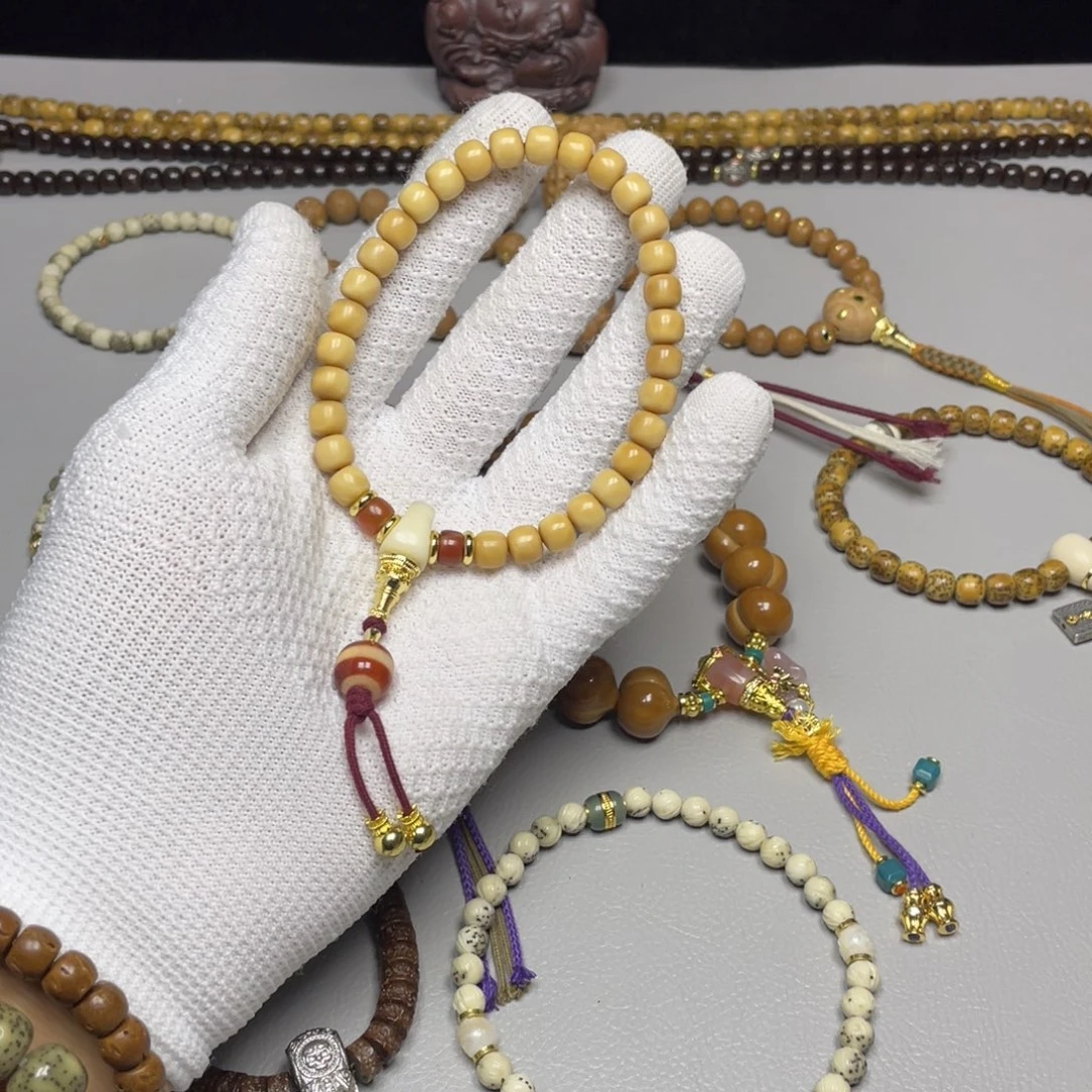 吊坠龙脊菩提。。。。。。。。。。。。。