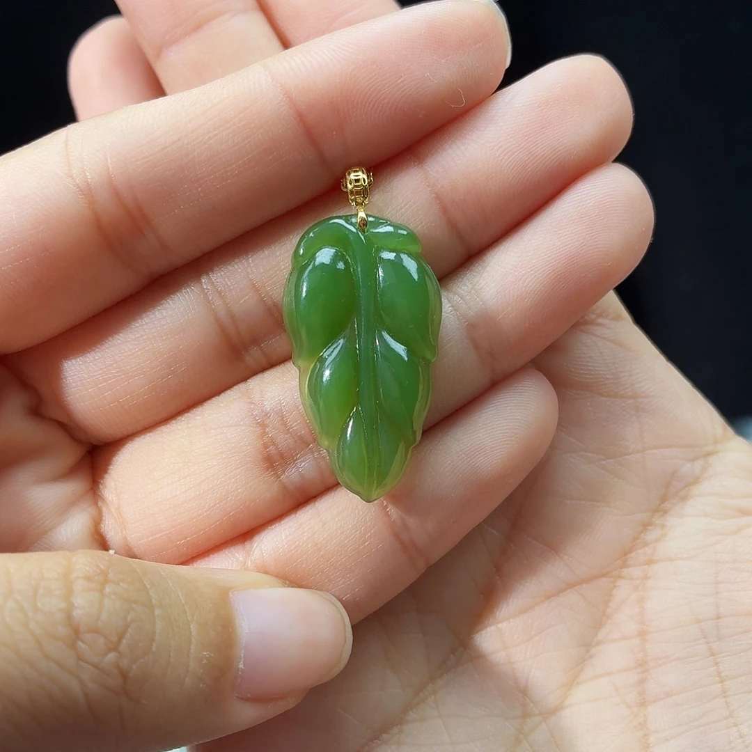 和田玉（碧玉）18K金镶嵌吊坠(赠链)