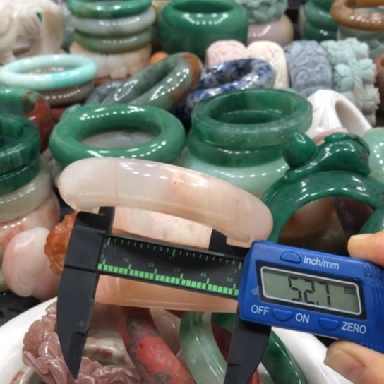 未镶嵌石英质玉珠宝半成品25