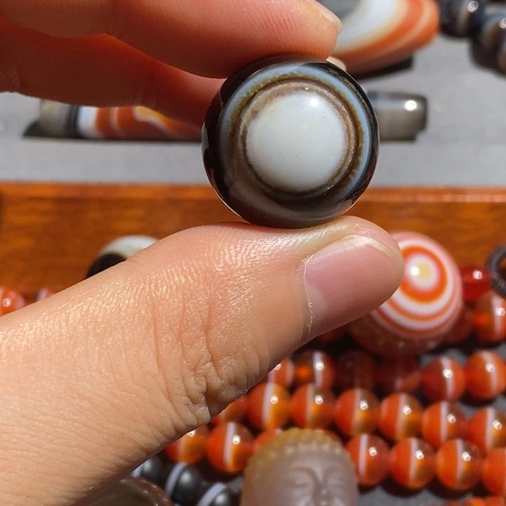 未镶嵌颈饰玛瑙/玉髓