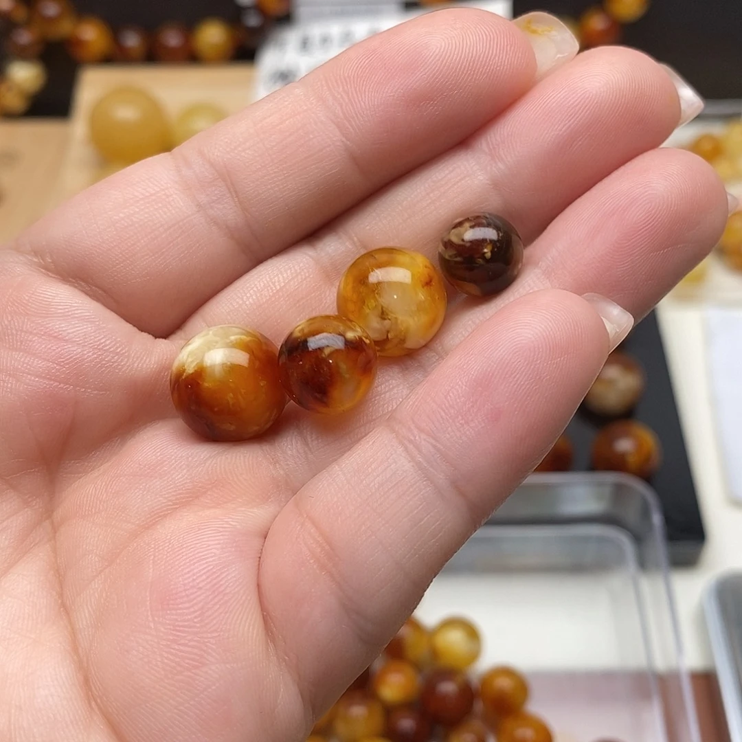 用***9裸石虫珀未镶嵌蜜蜡