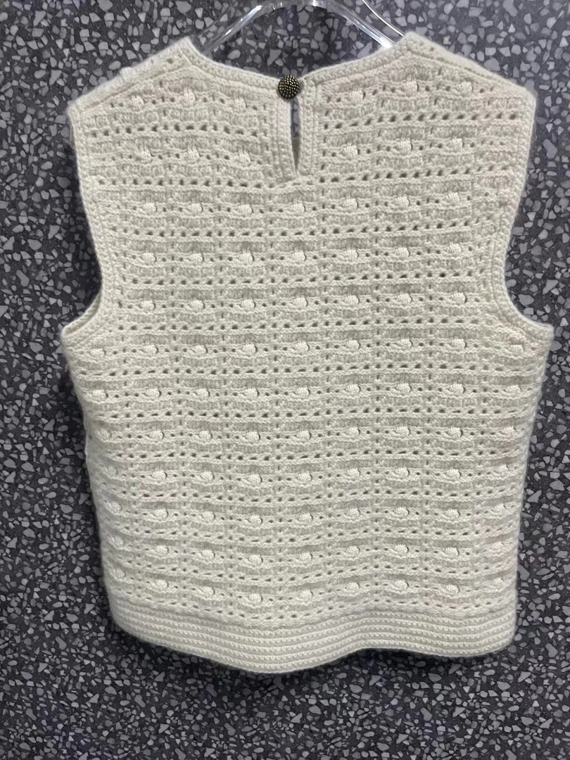 针织镂空老钱风背心女装