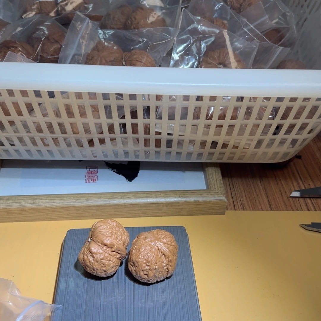 文玩核桃把件难过多40