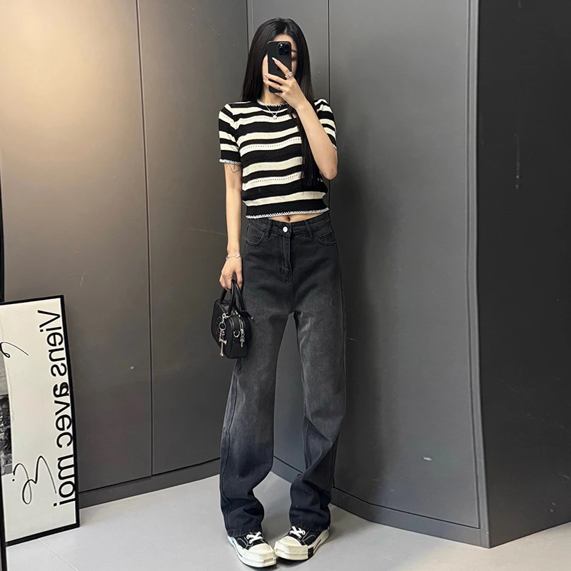 2025夏季新款黑白条纹正肩短袖上衣女针织衫高腰时尚牛仔裤套装