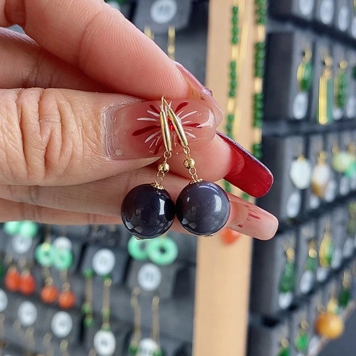 和田玉耳饰18K金镶嵌