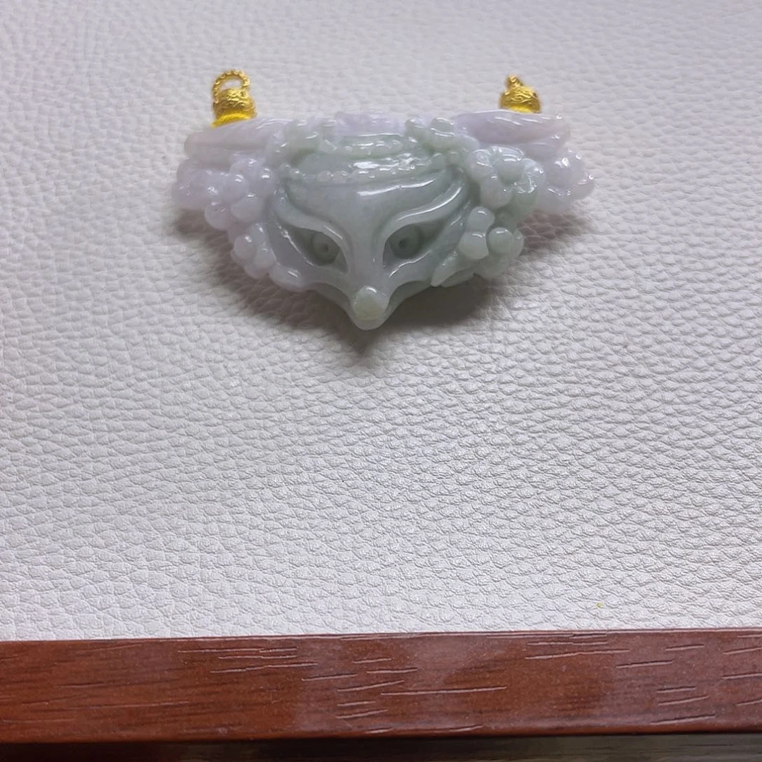 翡翠未镶嵌颈饰翡翠狐面具
