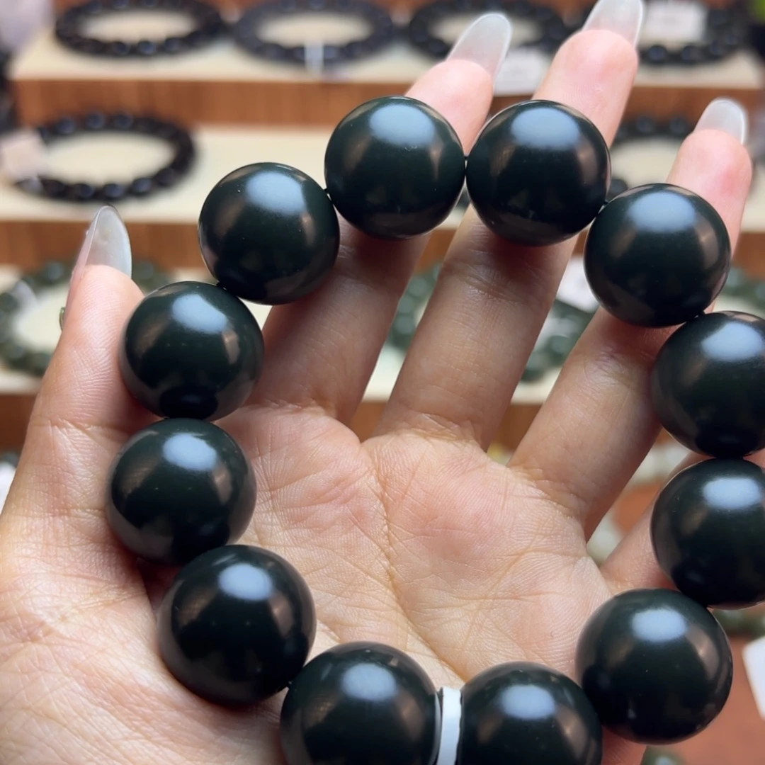 好***退和田玉未镶嵌手链